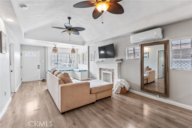 MLS #IV25238475 image #7