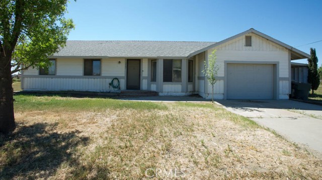 Detail Gallery Image 2 of 23 For 5902 Margaritha, Rosamond,  CA 93560 - 3 Beds | 2 Baths