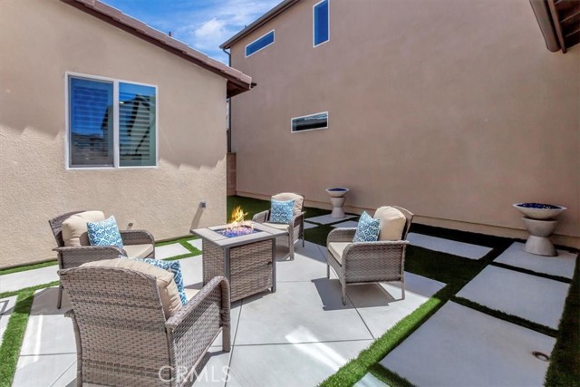 171 Junco, Irvine CA: https://media.crmls.org/medias/d970422a-eab6-49c1-a3e8-be328bf09c85.jpg