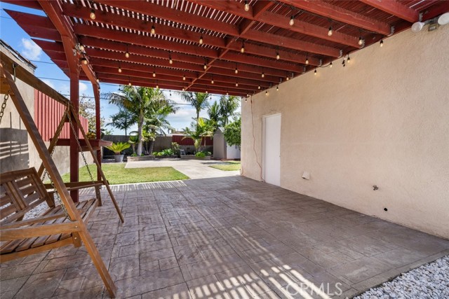 Detail Gallery Image 29 of 32 For 8464 San Miguel Ave, South Gate,  CA 90280 - 2 Beds | 1 Baths