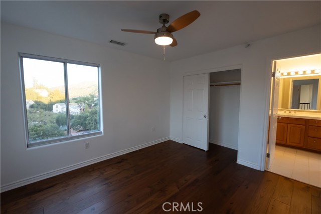 1259 Gonzales Road, Simi Valley CA: https://media.crmls.org/medias/d970d479-79f2-450b-9271-c91bbebf1593.jpg