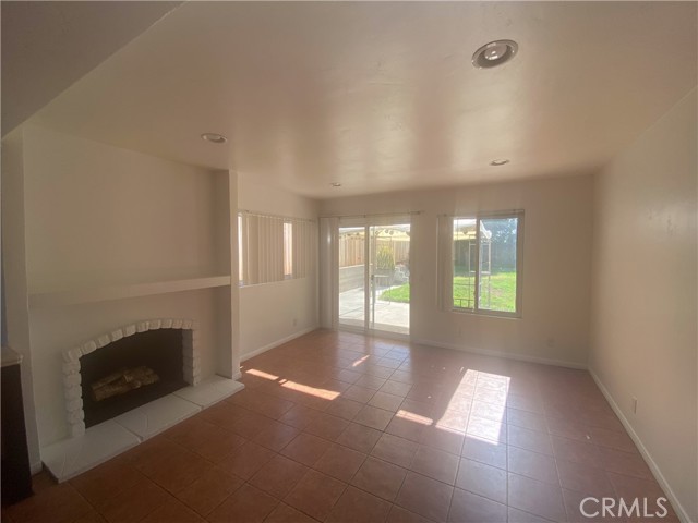 Detail Gallery Image 13 of 37 For 17402 Brooklyn Ave, Yorba Linda,  CA 92886 - 3 Beds | 2/1 Baths