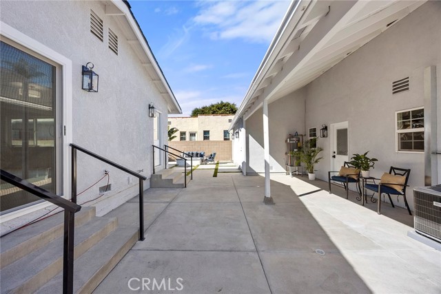 Detail Gallery Image 37 of 56 For 1205 E Central, Fullerton,  CA 92831 - 3 Beds | 3 Baths