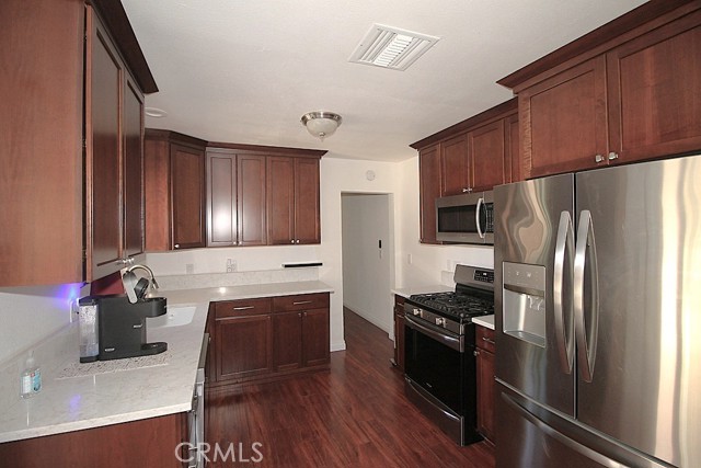 Detail Gallery Image 20 of 49 For 36703 Bel Air, Barstow,  CA 92311 - 3 Beds | 1/1 Baths