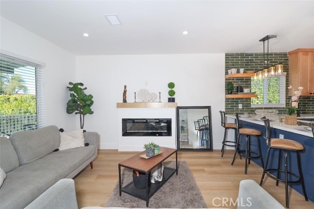 3158 W 153rd Street, Gardena CA: https://media.crmls.org/medias/d972c4d2-2be9-442f-beec-874268b0f69d.jpg