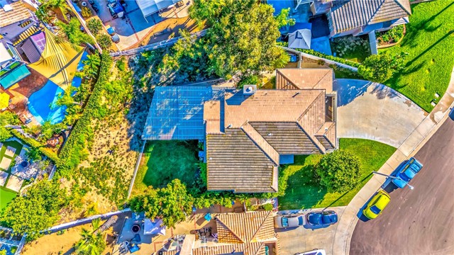 Detail Gallery Image 9 of 67 For 16396 High Bluff Ct, Riverside,  CA 92503 - 4 Beds | 3 Baths