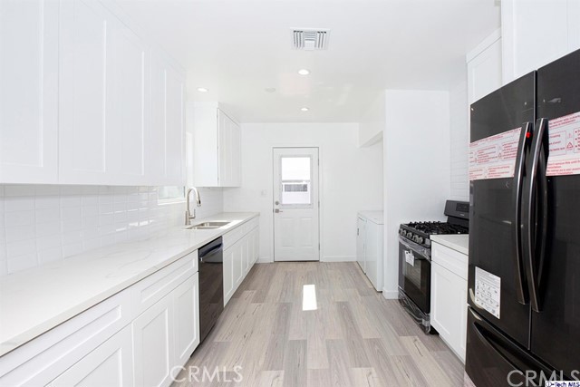 2 Bed Home for Sale in Sun Valley, California