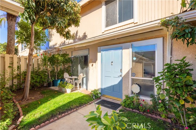 Detail Gallery Image 8 of 34 For 10125 De Soto #45,  Chatsworth,  CA 91311 - 3 Beds | 3 Baths