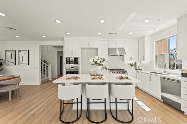 Detail Gallery Image 22 of 51 For 173 Somera, Irvine,  CA 92602 - 4 Beds | 3/1 Baths