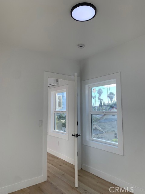 Detail Gallery Image 7 of 10 For 247 N New Hampshire, Los Angeles,  CA 90004 - 1 Beds | 1 Baths