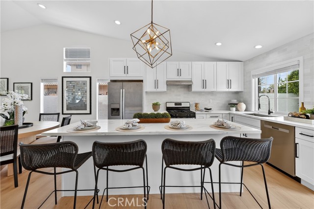 Detail Gallery Image 6 of 20 For 1263 Cornerstone Way, Corona,  CA 92878 - 3 Beds | 2 Baths