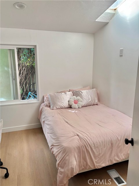 Detail Gallery Image 9 of 16 For 27635 Peridot, Castaic,  CA 91384 - 2 Beds | 2 Baths