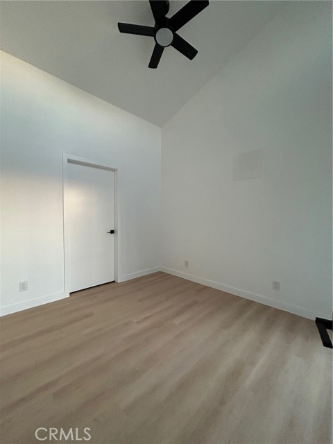 Detail Gallery Image 3 of 7 For 16124 San Fernando Mission Bld, Granada Hills,  CA 91344 - – Beds | – Baths