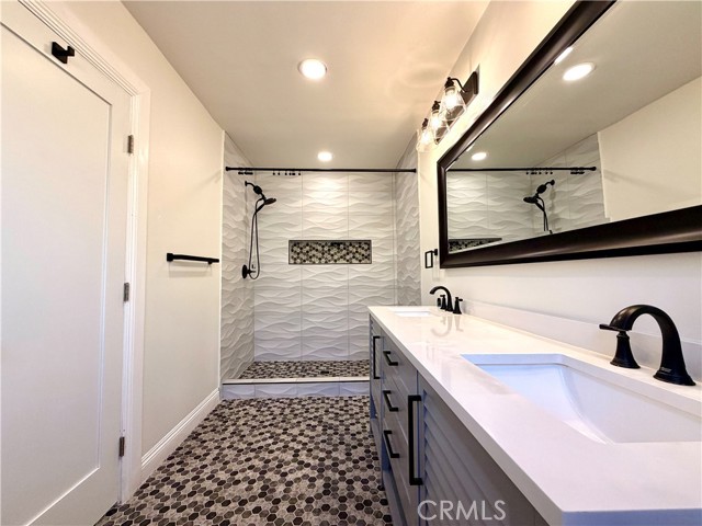 Detail Gallery Image 22 of 30 For 9912 Newcomb Ave, Whittier,  CA 90603 - 5 Beds | 3 Baths