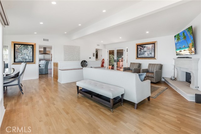 3300 Crownview Drive, Rancho Palos Verdes CA: https://media.crmls.org/medias/d9760037-fa41-4712-8b61-d3608ff93079.jpg