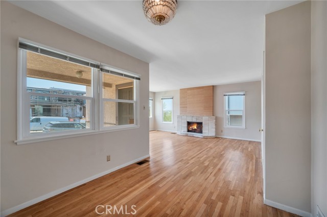 525 17th, Manhattan Beach, California 90266, 3 Bedrooms Bedrooms, 0 ,1 BathroomBathrooms,Residential,For Sale,17th,0,SB26116015 525 17th, Manhattan Beach, California 90266, 3 Bedrooms Bedrooms, 0 ,1 BathroomBathrooms,Residential,For Sale,17th,0,SB26116015