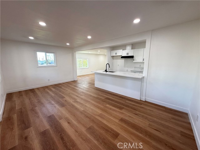 Detail Gallery Image 6 of 33 For 124 S Olive, Rialto,  CA 92376 - 4 Beds | 3 Baths