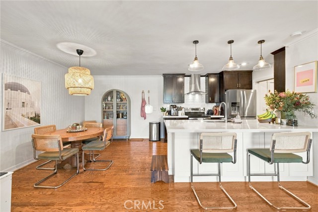 10240 Camarillo, 115 photo 2