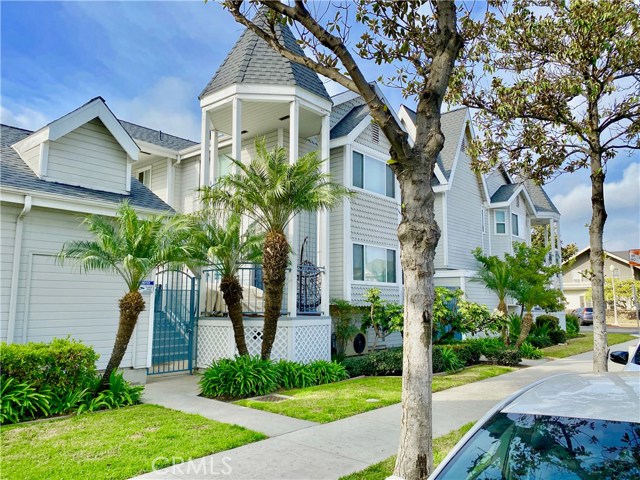 861 Magnolia Ave, Long Beach, CA 90813