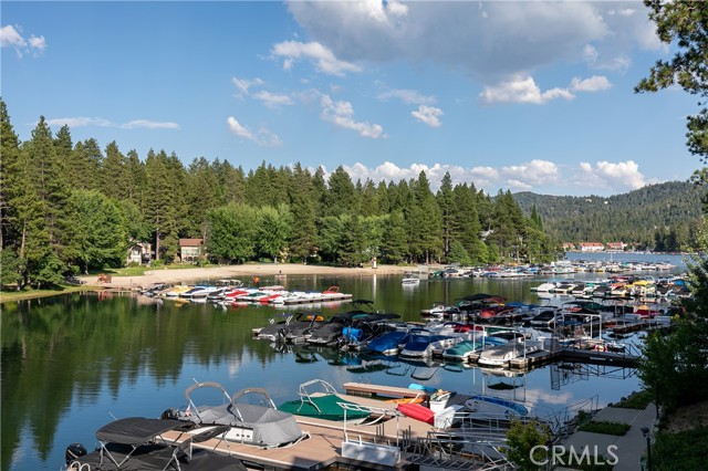 Detail Gallery Image 29 of 58 For 27615 Meadow Bay Dr, Lake Arrowhead,  CA 92352 - 7 Beds | 8/1 Baths