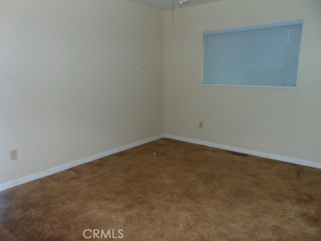 934 Kinder, Orland CA: https://media.crmls.org/medias/d97c22ed-7d77-4d13-8321-10f00b2527fd.jpg