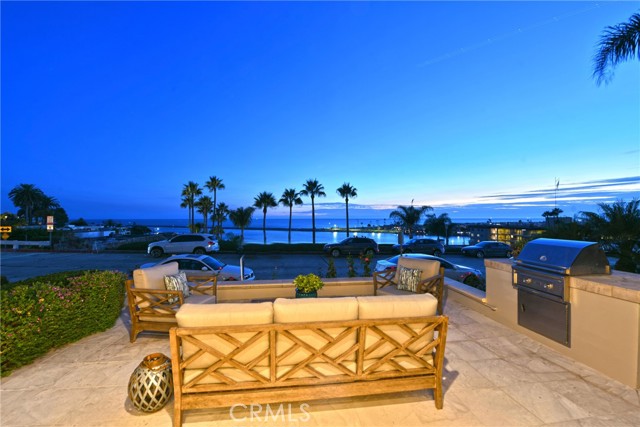 Detail Gallery Image 1 of 1 For 2624 Ocean Bld, Corona Del Mar,  CA 92625 - 3 Beds | 3/1 Baths