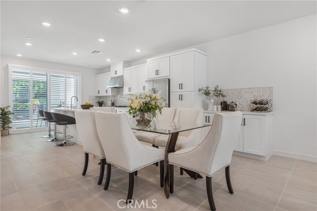 285 Lodestar, Tustin CA: https://media.crmls.org/medias/d97f621d-8363-4808-8f2e-e81c5530ce05.jpg