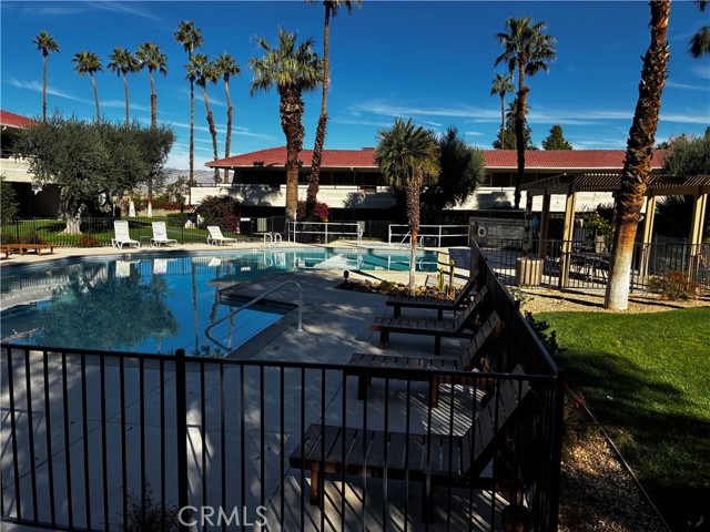 Detail Gallery Image 12 of 13 For 575 N Villa Ct #107,  Palm Springs,  CA 92262 - 1 Beds | 1 Baths