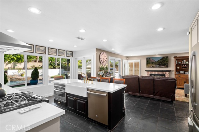 Detail Gallery Image 12 of 38 For 5850 via Del Bisonte, Yorba Linda,  CA 92887 - 4 Beds | 3 Baths