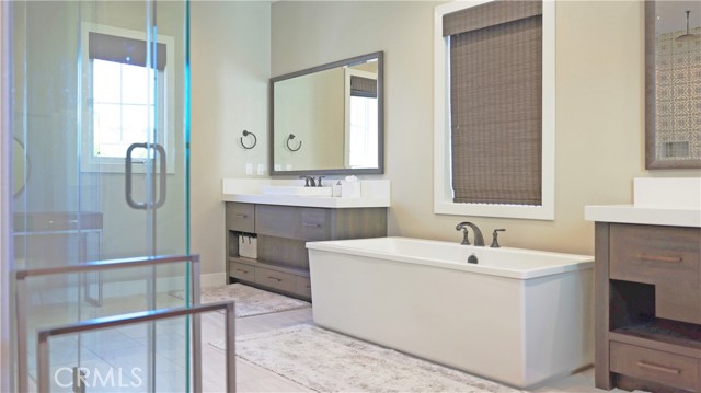 Detail Gallery Image 19 of 34 For 80 Thrush, Irvine,  CA 92618 - 5 Beds | 5/1 Baths