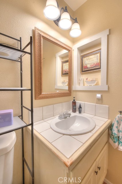 Detail Gallery Image 31 of 49 For 12437 Goldstone, Victorville,  CA 92392 - 3 Beds | 2 Baths