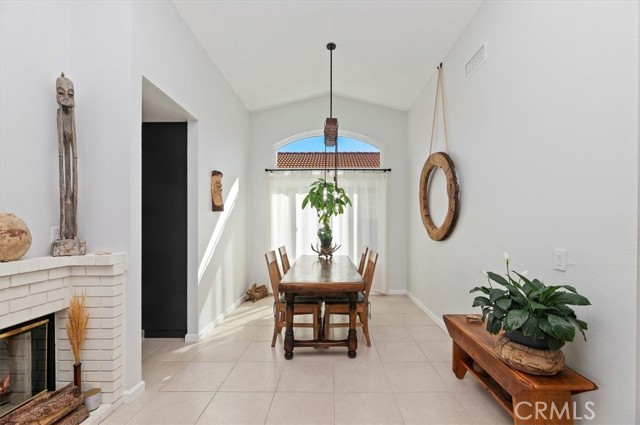 28148 Palm Villa, Menifee CA: https://media.crmls.org/medias/d9828929-b082-478e-98da-65b19d0d9704.jpg