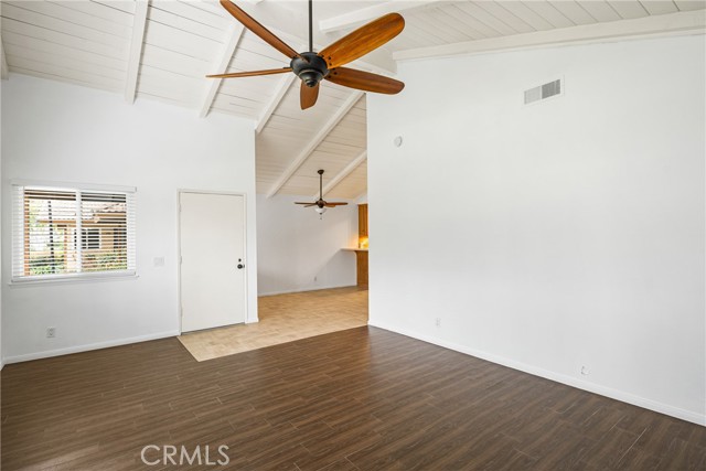Detail Gallery Image 11 of 34 For 2045 Bay Meadows, Placentia,  CA 92870 - 3 Beds | 2 Baths