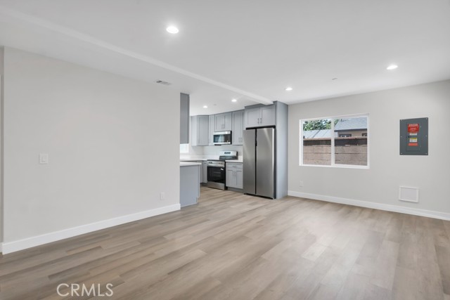 1234 W 89th Street, Los Angeles CA: https://media.crmls.org/medias/d9829418-ae1d-46ff-ab65-aa552833a9ef.jpg