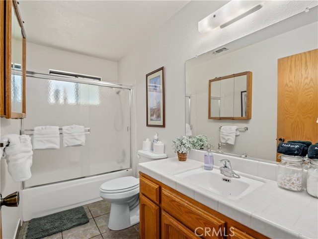 Detail Gallery Image 22 of 65 For 52092 Road 423, Oakhurst,  CA 93644 - 5 Beds | 3 Baths