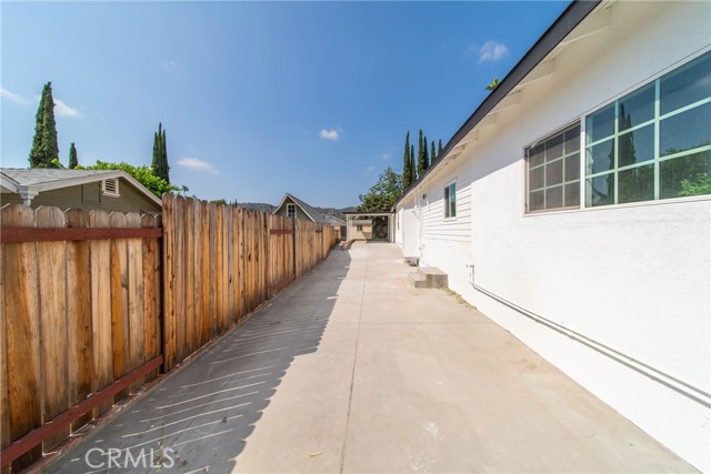 Detail Gallery Image 25 of 26 For 2035 Las Colinas Ave, Los Angeles,  CA 90041 - 4 Beds | 2 Baths