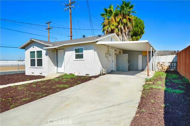 Detail Gallery Image 2 of 17 For 424 W Acacia Ave, Hemet,  CA 92543 - 2 Beds | 2 Baths