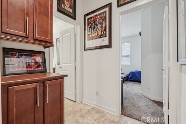 Detail Gallery Image 15 of 42 For 29118 Carrotwood, Lake Elsinore,  CA 92530 - 4 Beds | 3 Baths