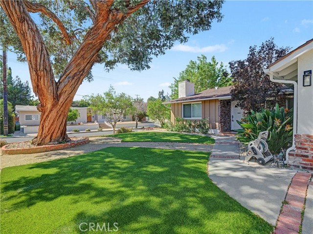 Detail Gallery Image 3 of 62 For 6151 Neddy, Woodland Hills,  CA 91367 - 3 Beds | 2 Baths