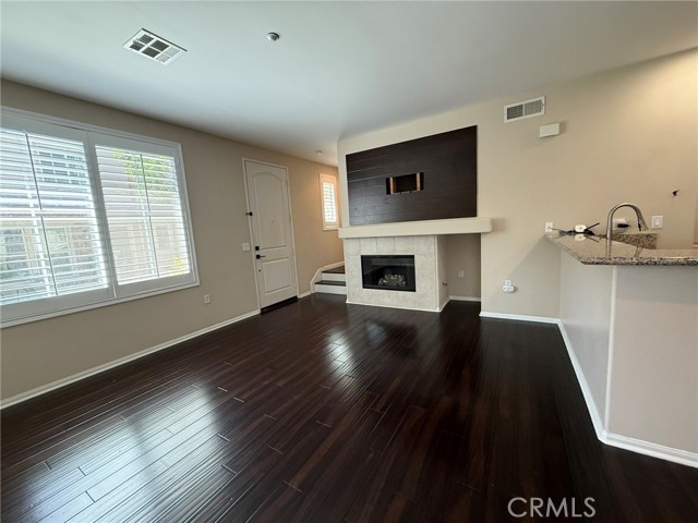 Detail Gallery Image 4 of 39 For 30505 Canyon Hills Rd #403,  Lake Elsinore,  CA 92532 - 2 Beds | 2/1 Baths