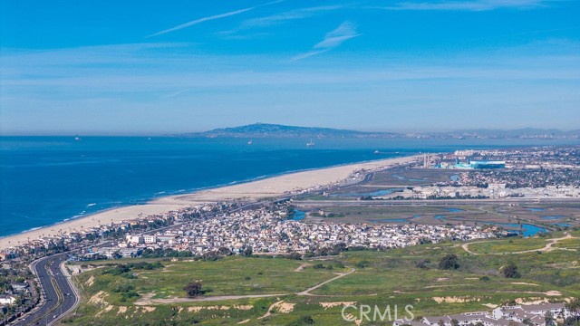 Detail Gallery Image 2 of 57 For 101 Scholz Plaza Ph 16, Newport Beach,  CA 92663 - 2 Beds | 2 Baths