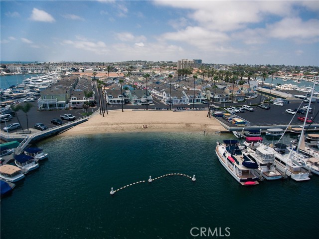 Detail Gallery Image 31 of 41 For 16 Cabrillo St, Newport Beach,  CA 92663 - 2 Beds | 2 Baths