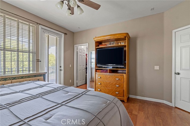 Detail Gallery Image 26 of 41 For 24014 Bridgeport Ln #42,  Valencia,  CA 91355 - 3 Beds | 3 Baths