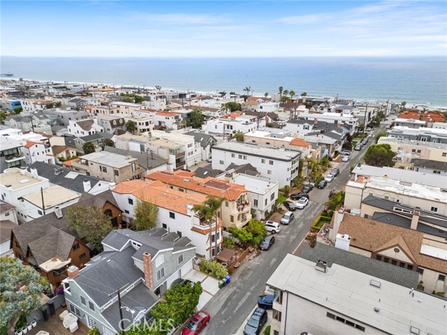 Detail Gallery Image 55 of 56 For 468 31st St, Manhattan Beach,  CA 90266 - 5 Beds | 4/1 Baths