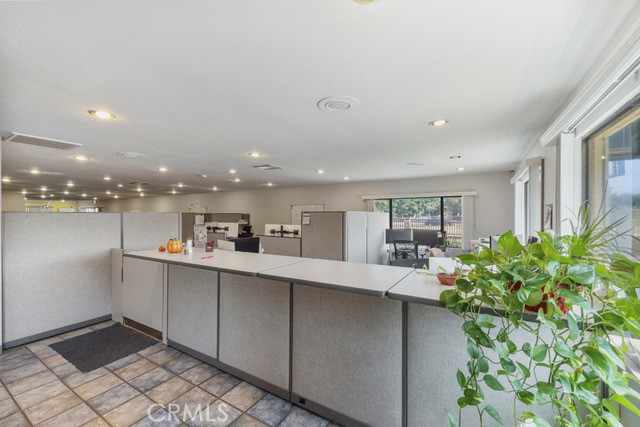 Image 6 of 27 For 9240 Limonite Avenue