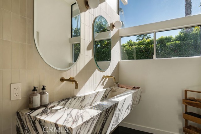 Detail Gallery Image 16 of 21 For 965 E Twin Palms, Palm Springs,  CA 92264 - 3 Beds | 2 Baths