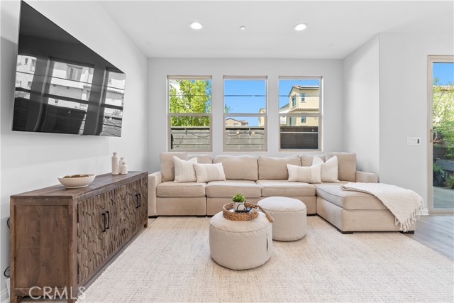 171 Moonflower, Rancho Mission Viejo CA: https://media.crmls.org/medias/d985fb94-8b24-4575-a375-91d3e6997ef9.jpg