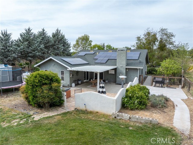 Detail Gallery Image 35 of 65 For 7915 Whispering Trails Pl, Paso Robles,  CA 93446 - 4 Beds | 2 Baths