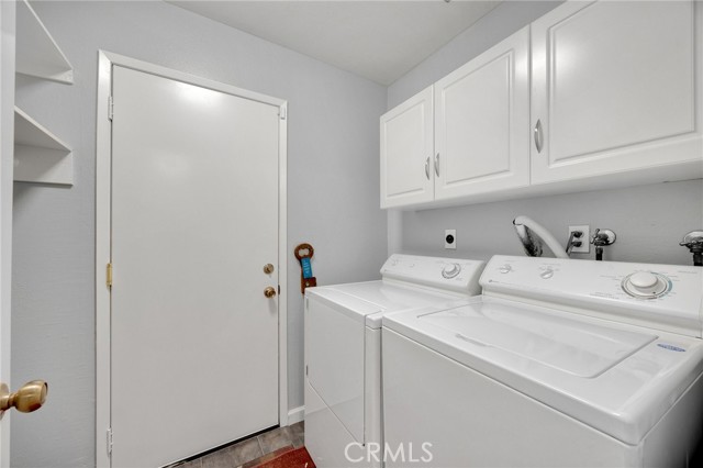 2108 Ironbark Circle, Brea CA: https://media.crmls.org/medias/d986f6ac-94d2-44b3-a9d9-3957e9919549.jpg