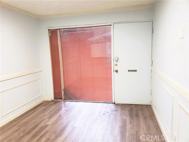 Suite103 Entry & Waiting Area